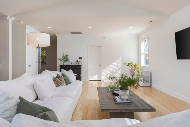 525 Crewdson Street, Chattanooga, TN 37405