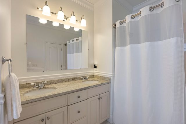 525 Crewdson Street, Chattanooga, TN 37405