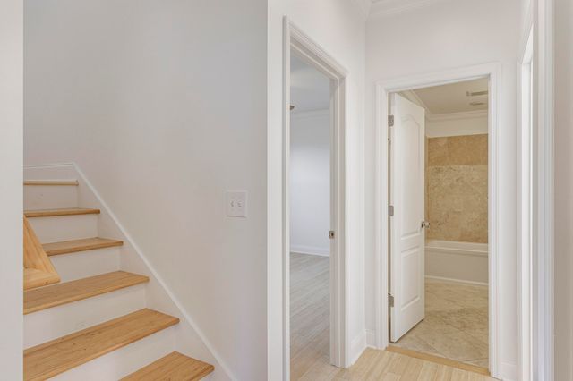 525 Crewdson Street, Chattanooga, TN 37405