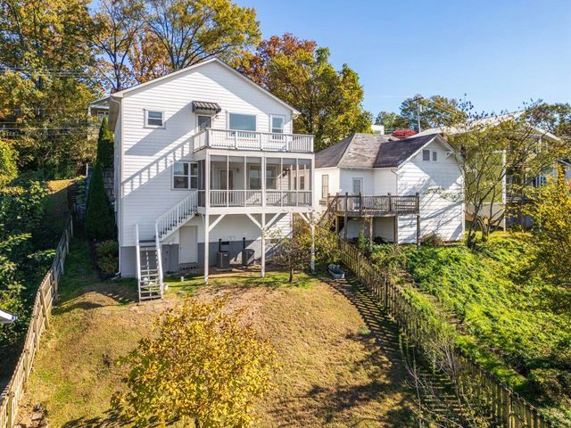 525 Crewdson Street, Chattanooga, TN 37405