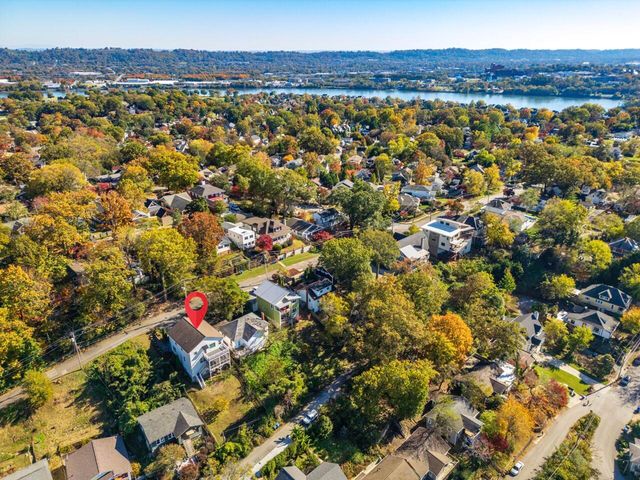 525 Crewdson Street, Chattanooga, TN 37405