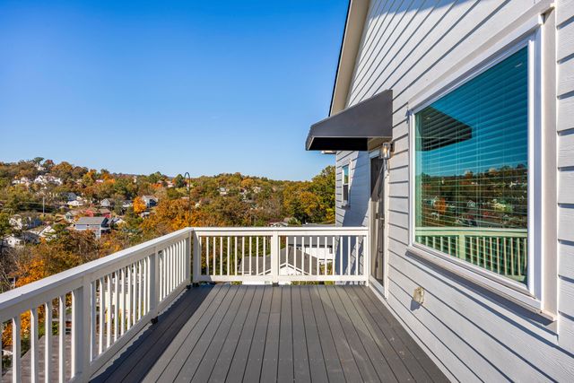 525 Crewdson Street, Chattanooga, TN 37405