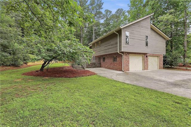 260 Devilla Trace, Fayetteville, GA 30214