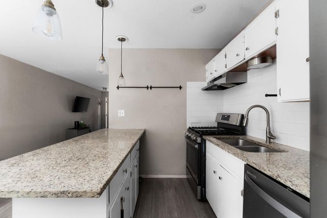 1912 Lightsey RD 4, Austin, TX 78704