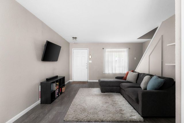 1912 Lightsey RD 4, Austin, TX 78704