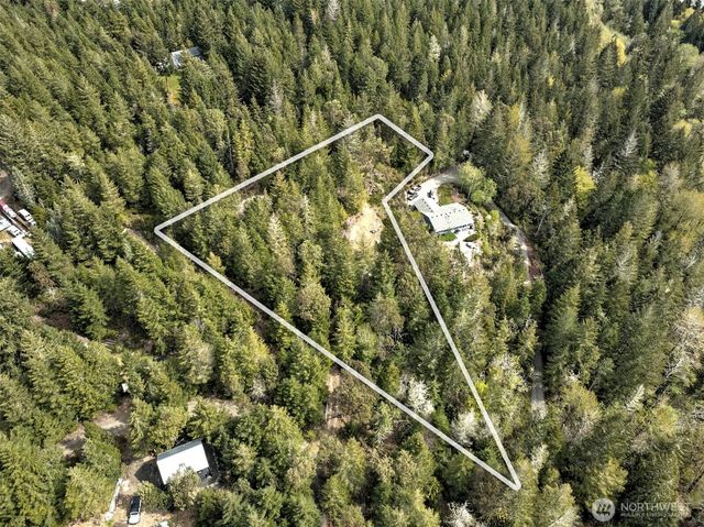 100 E Skyview Drive, Union, WA 98592