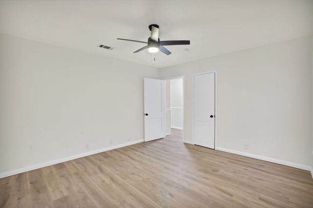 2927 Kingston Street, Dallas, TX 75211