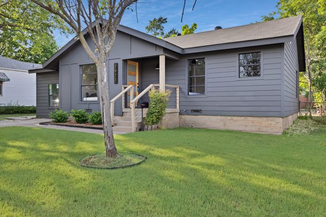 2927 Kingston Street, Dallas, TX 75211