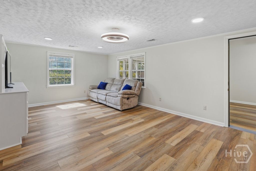 Image 13 of property listing at 156 Tish Way, Rincon, GA 31326