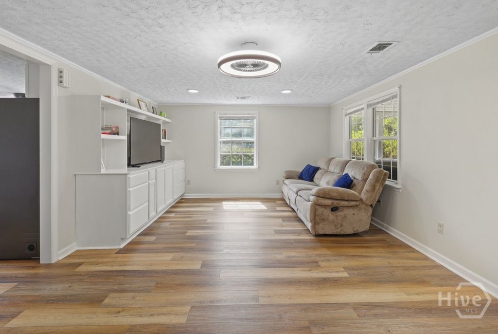 Image 14 of property listing at 156 Tish Way, Rincon, GA 31326