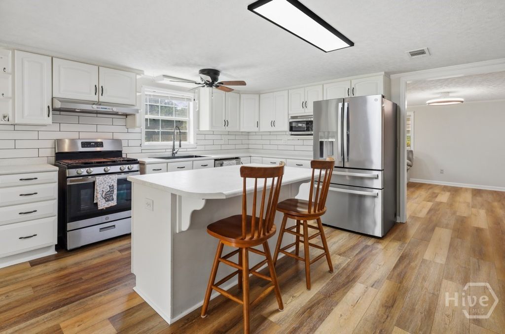 Image 3 of property listing at 156 Tish Way, Rincon, GA 31326
