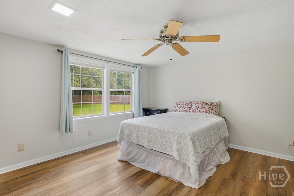 Image 9 of property listing at 156 Tish Way, Rincon, GA 31326
