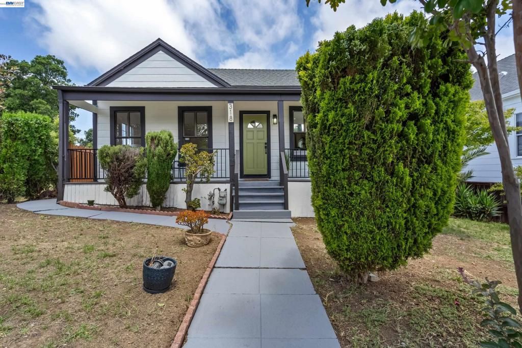 Image 1 of property listing at 318 Ohio St, Vallejo, CA 94590