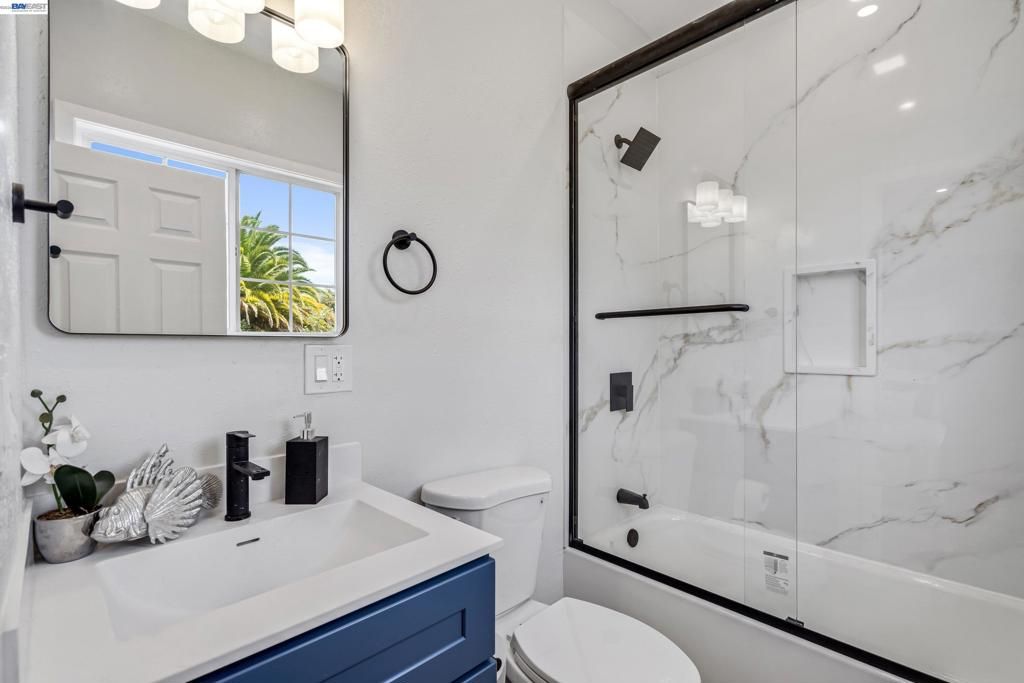 Image 16 of property listing at 318 Ohio St, Vallejo, CA 94590
