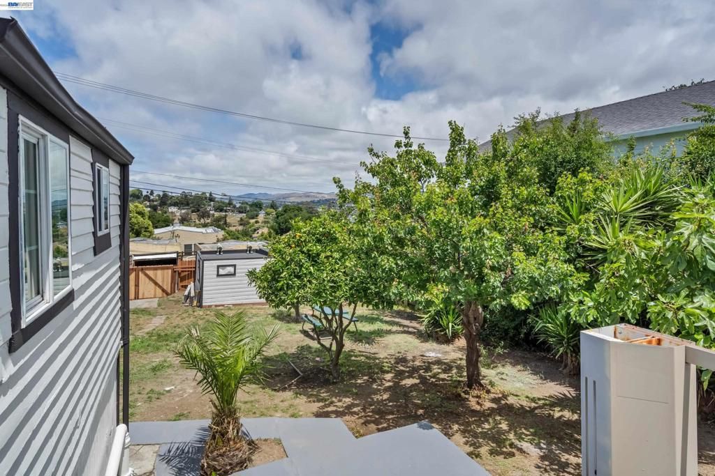 Image 20 of property listing at 318 Ohio St, Vallejo, CA 94590