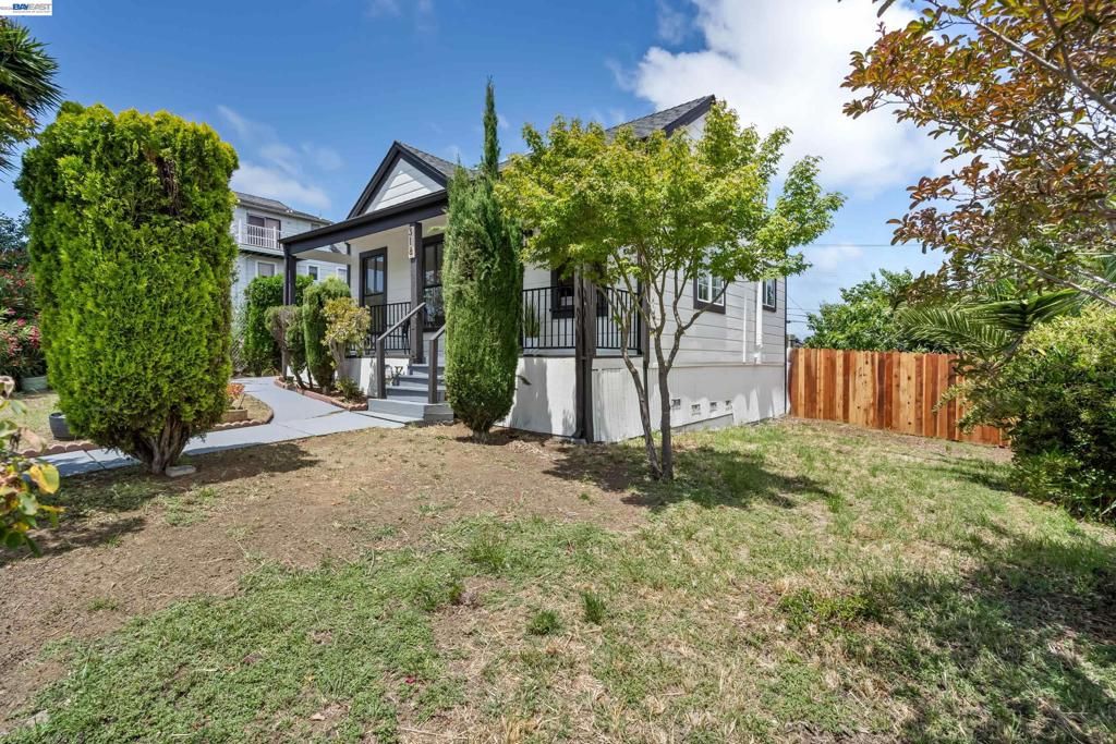 Image 4 of property listing at 318 Ohio St, Vallejo, CA 94590