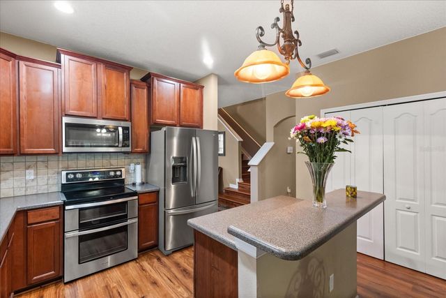 2721 WALDEN WOODS DRIVE, Plant City, FL 33566