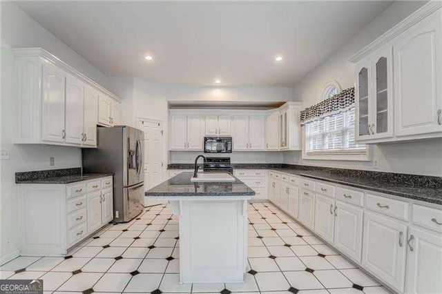 170 Meadow Lakes Boulevard, Cedartown, GA 30125