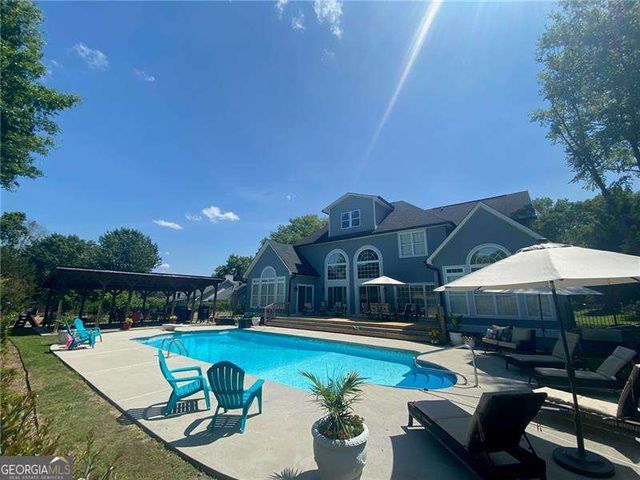 170 Meadow Lakes Boulevard, Cedartown, GA 30125