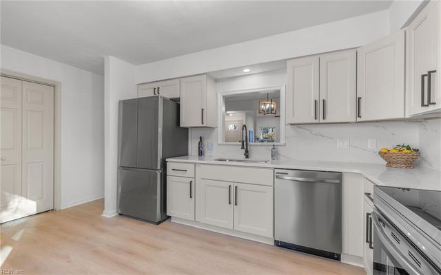 5441 Lynbrook LNDG, Virginia Beach, VA 23462