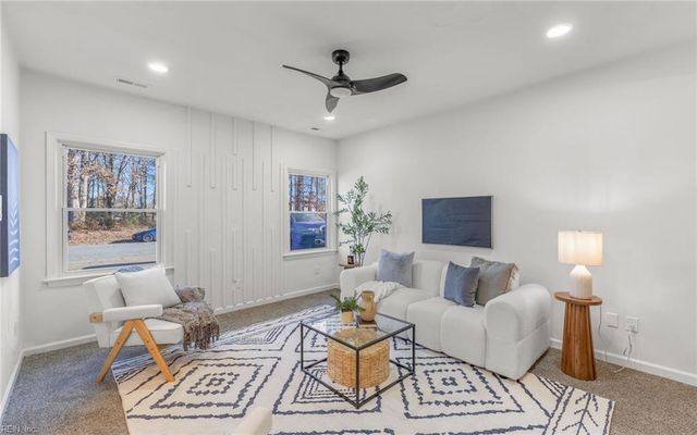 5441 Lynbrook LNDG, Virginia Beach, VA 23462