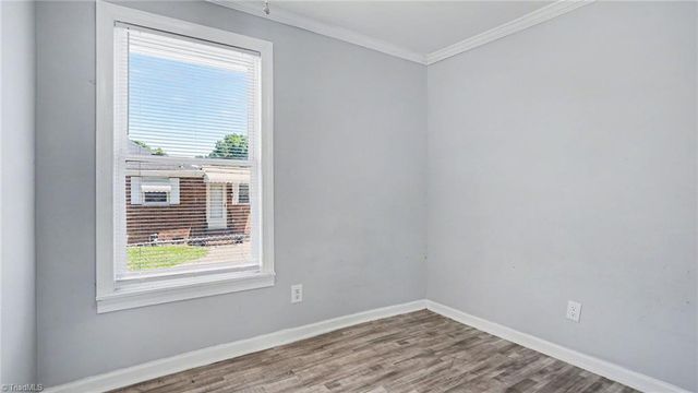 501 Apple Street, Burlington, NC 27217