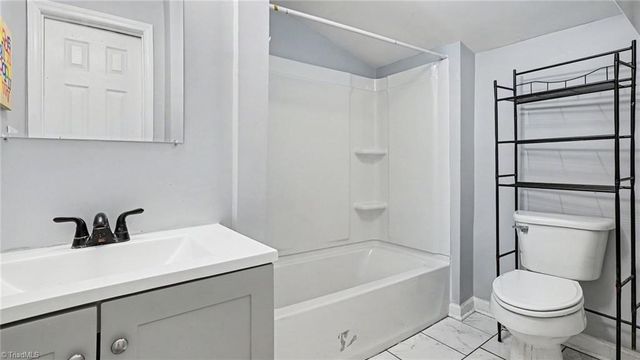 501 Apple Street, Burlington, NC 27217