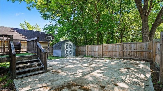 501 Apple Street, Burlington, NC 27217