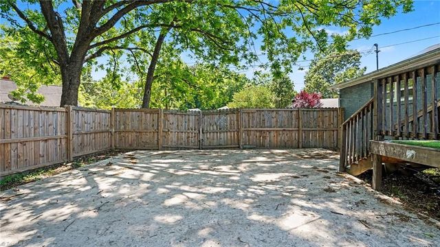 501 Apple Street, Burlington, NC 27217