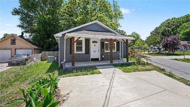 501 Apple Street, Burlington, NC 27217