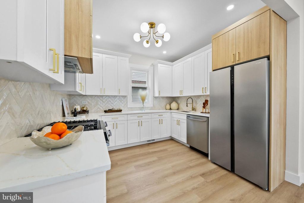 505 NEWTON AVE, Oaklyn, NJ 08107
