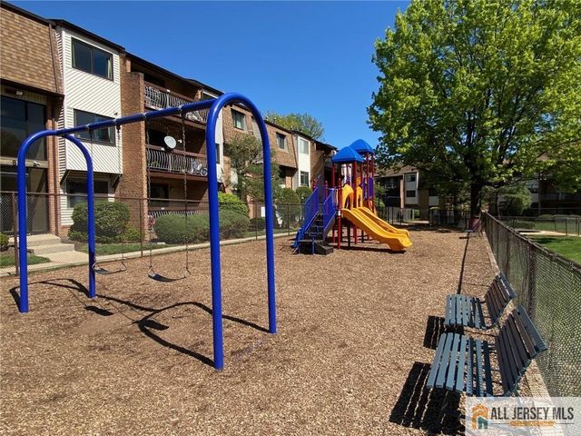 301 Edison Glen Terrace 301, Edison, NJ 08837