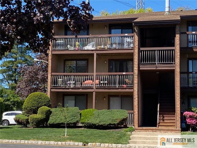 301 Edison Glen Terrace 301, Edison, NJ 08837