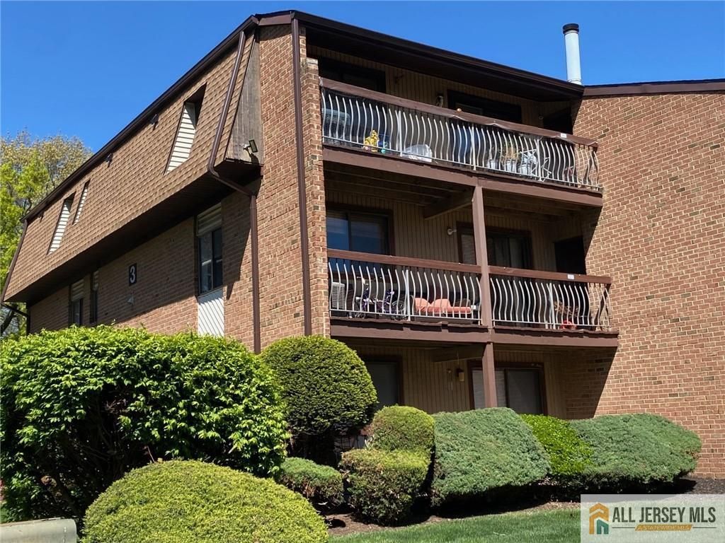 301 Edison Glen Terrace 301, Edison, NJ 08837