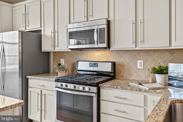 43202 WHELPLEHILL TER, Ashburn, VA 20148