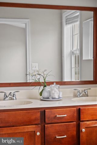 43202 WHELPLEHILL TER, Ashburn, VA 20148