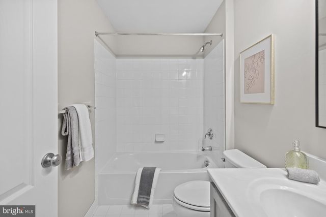 43202 WHELPLEHILL TER, Ashburn, VA 20148