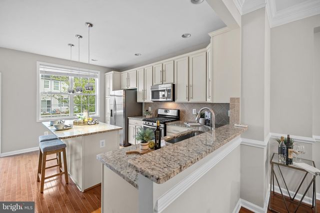 43202 WHELPLEHILL TER, Ashburn, VA 20148