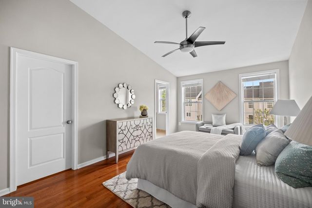 43202 WHELPLEHILL TER, Ashburn, VA 20148