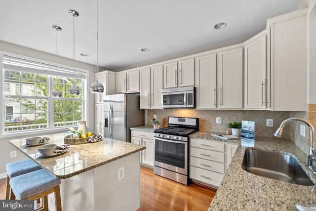 43202 WHELPLEHILL TER, Ashburn, VA 20148