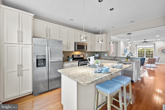 43202 WHELPLEHILL TER, Ashburn, VA 20148