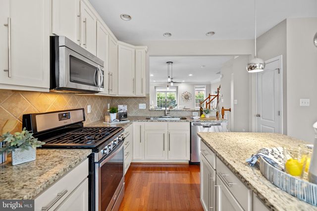 43202 WHELPLEHILL TER, Ashburn, VA 20148