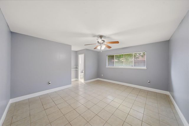 2003 Williamsburg Court S, League City, TX 77573