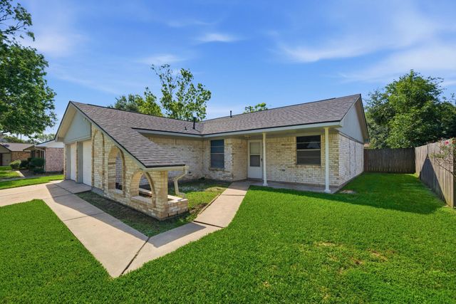 2003 Williamsburg Court S, League City, TX 77573