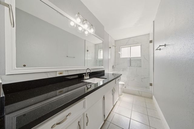 2003 Williamsburg Court S, League City, TX 77573