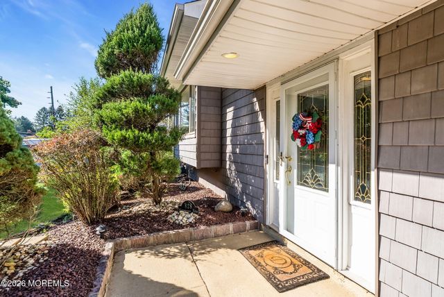 828 Waterworks Road, Freehold, NJ 07728