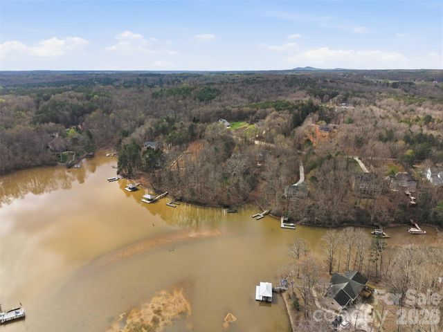 1741 Parkside Drive, Catawba, NC 28609