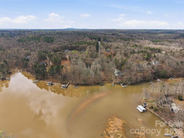 1741 Parkside Drive, Catawba, NC 28609