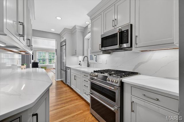 1659 Dearborn Drive, St Louis, MO 63122
