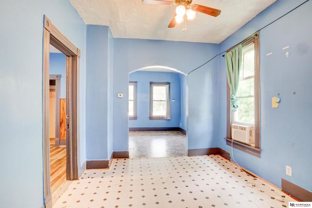 3919 Miami Street, Omaha, NE 68111